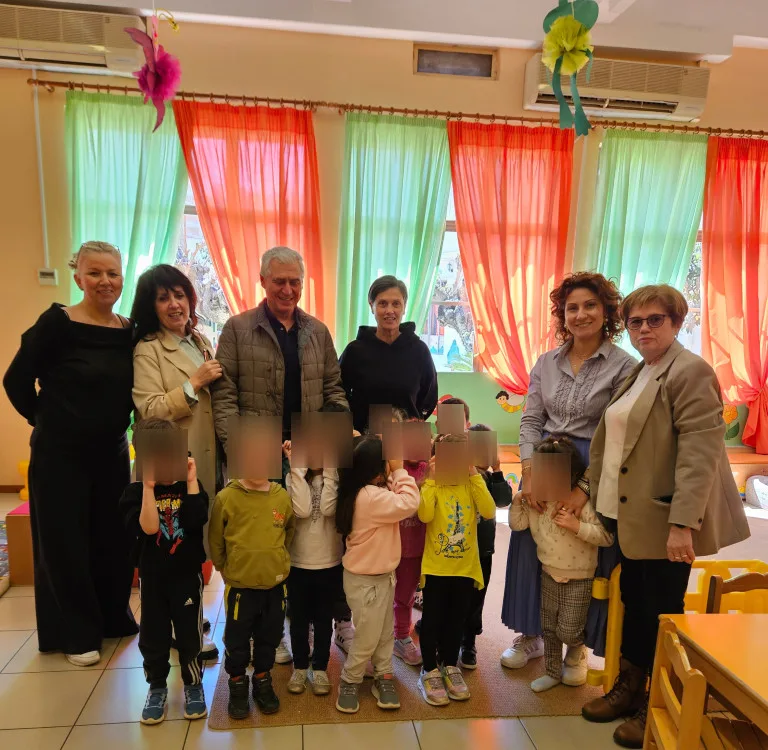 Πάτρα: Πασχαλινές επισκέψεις της διοίκησης του ΚΟΔΗΠ σε παιδικούς σταθμούς και κοινωνικές δομές ΦΩΤΟ