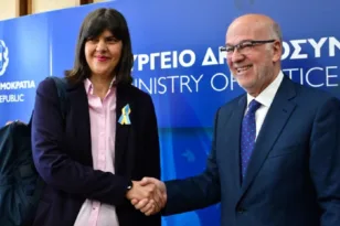 Κοβέσι – Φλωρίδης: Στο τραπέζι οι εκκρεμείς υποθέσεις και η ενίσχυση του ελληνικού κλιμακίου