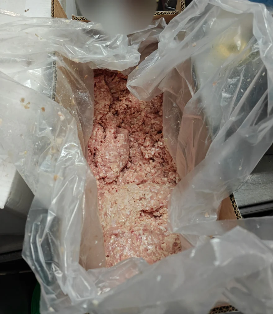 Μπλόκο σε 11 τόνους ακατάλληλων κρεάτων πριν το Πάσχα, εκατοντάδες χιλιάδες ερώ τα πρόστιμα ΦΩΤΟ