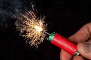 ΕΛ.ΑΣ.: Αυστηρές συστάσεις για τα βεγγαλικά