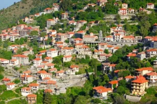 Λαγκάδια Αρκαδίας: Η αύρα του βουνού