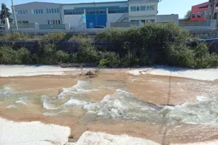 σπιράλ προς ΔΕΥΑΠ: Ώρα για άμεσες λύσεις – Προβληματισμός για τη διαρροή λυμάτων στον Γλαύκο