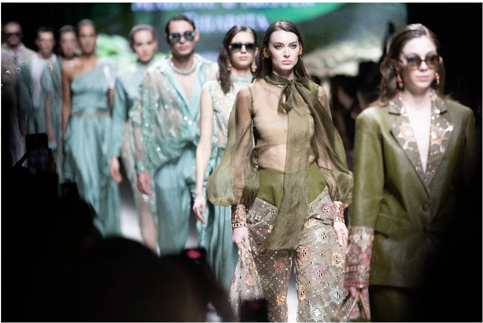 Κώδικας Αυθεντικότητας: Πώς οι Τοπικές Παραδόσεις Γίνονται Παγκόσμια Τάση Μόδας