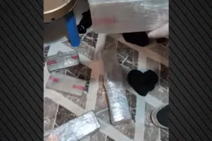 Ελληνικό FBI: Συνέλαβε 34χρονο στον Πειραιά με 8,8 κιλά ηρωίνης, που έκανε διακίνηση με ταξί! ΒΙΝΤΕΟ