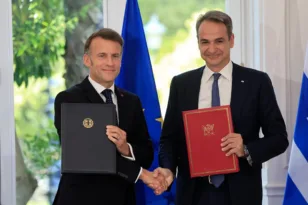 Τι λένε και γράφουν στη Γαλλία για την επίσκεψη Μακρόν στην Ελλάδα