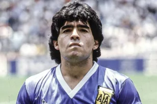 Ντιέγκο Μαραντόνα: Στο εδώλιο επτά άτομα για τον θάνατό του