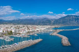 Καλαμάτα: Θρασύτατοι απατεώνες έλεγαν ότι είναι από Σύλλογο Κωφών για να παίρνουν χρήματα από πολίτες