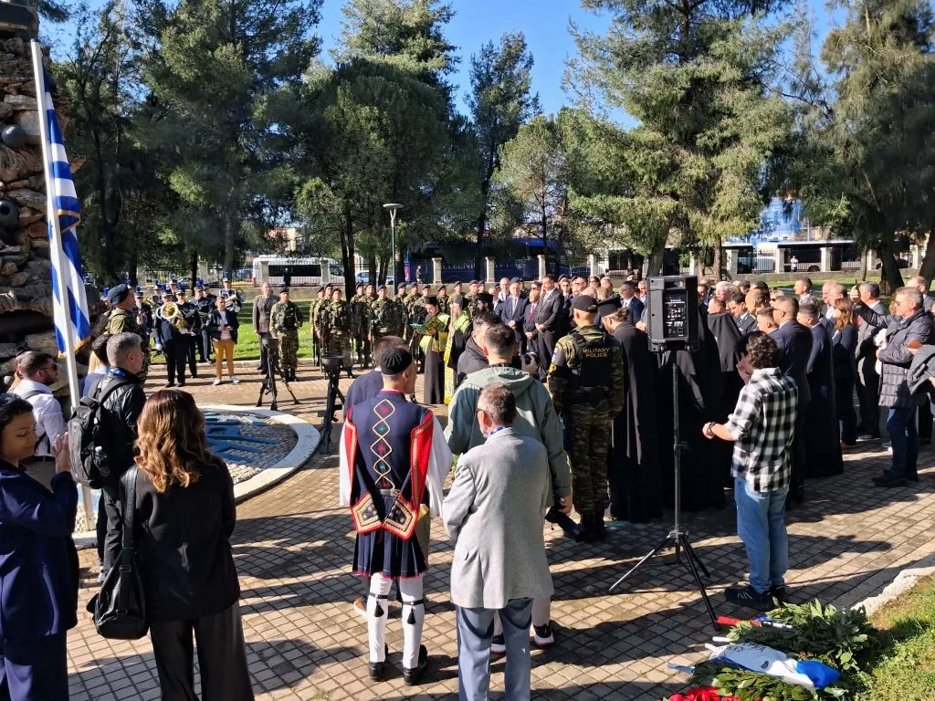 Μεσολόγγι: Μεγαλειώδης πομπή στο Μεσολόγγι για τη συμπλήρωση 200 ετών από την Ηρωική Έξοδο, ΒΙΝΤΕΟ Μεσολόγγι: Μεγαλειώδης πομπή στο Μεσολόγγι για τη συμπλήρωση 200 ετών από την Ηρωική Έξοδο, ΒΙΝΤΕΟ