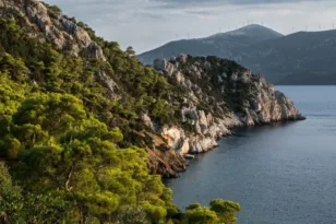 Μέθανα: Το ηφαίστειο που έμεινε «σιωπηλό» 100.000 χρόνια, αλλά δεν είχε σβήσει ποτέ