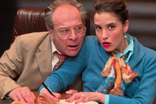 Πάτρα: Τελευταίες παραστάσεις για την κωμωδία «Μιλήστε Ελεύθερα» στο Επίκεντρο+