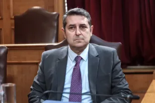 Γιώργος Μυλωνάκης: Διασωληνώθηκε στη ΜΕΘ του Ευαγγελισμού, διαγνώστηκε με ανεύρυσμα στον εγκέφαλο