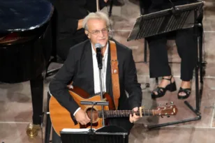 Μίλτος Πασχαλίδης: «Αδιανόητο να τραγουδάς στη 1 τα ξημερώματα»