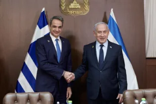 Μητσοτάκης: Συνομιλίες με τον Νετανιάχου και με τον Πρόεδρο του Λιβάνου