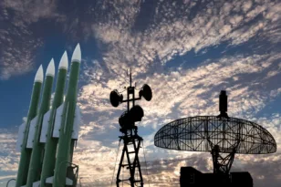 Πώς Ρωσία και Κίνα μπήκαν στη σκιά του πολέμου με το Ιράν