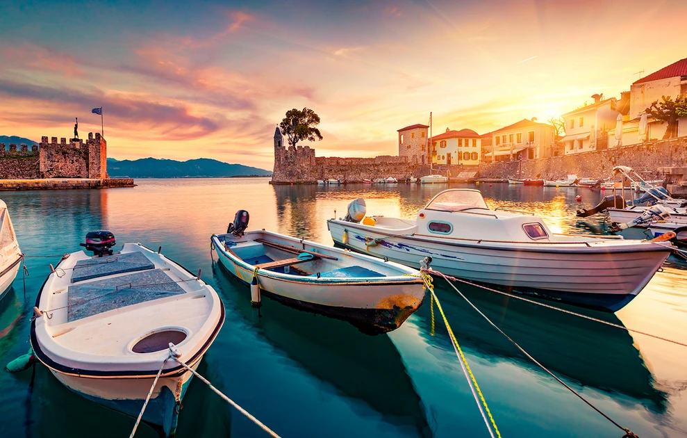 Ναύπακτος: Το διήμερο που μοιάζει με μικρή απόδραση σε άλλη εποχή