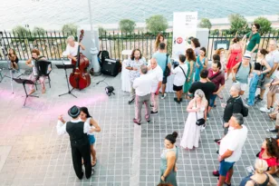 Αιγιάλεια: «Λειψό» καλοκαίρι χωρίς Οινοξένεια – Το Δίκτυο Ποιότητας ζήτησε από το Δήμο να βάλει πλάτη…