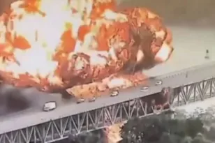 Παναμάς: Σοκαριστική έκρηξη βυτιοφόρου στη Διώρυγα ΒΙΝΤΕΟ