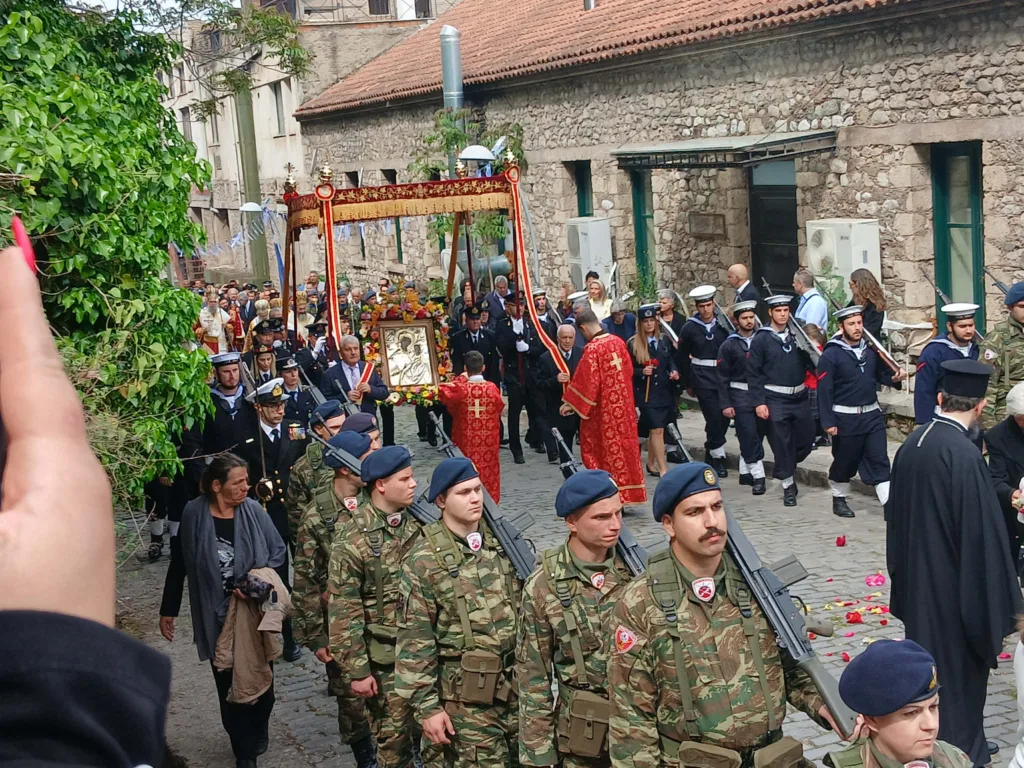 Αίγιο: Με λαμπρότητα και πλήθος πιστών η πανήγυρη της Παναγίας Τρυπητής ΦΩΤΟ