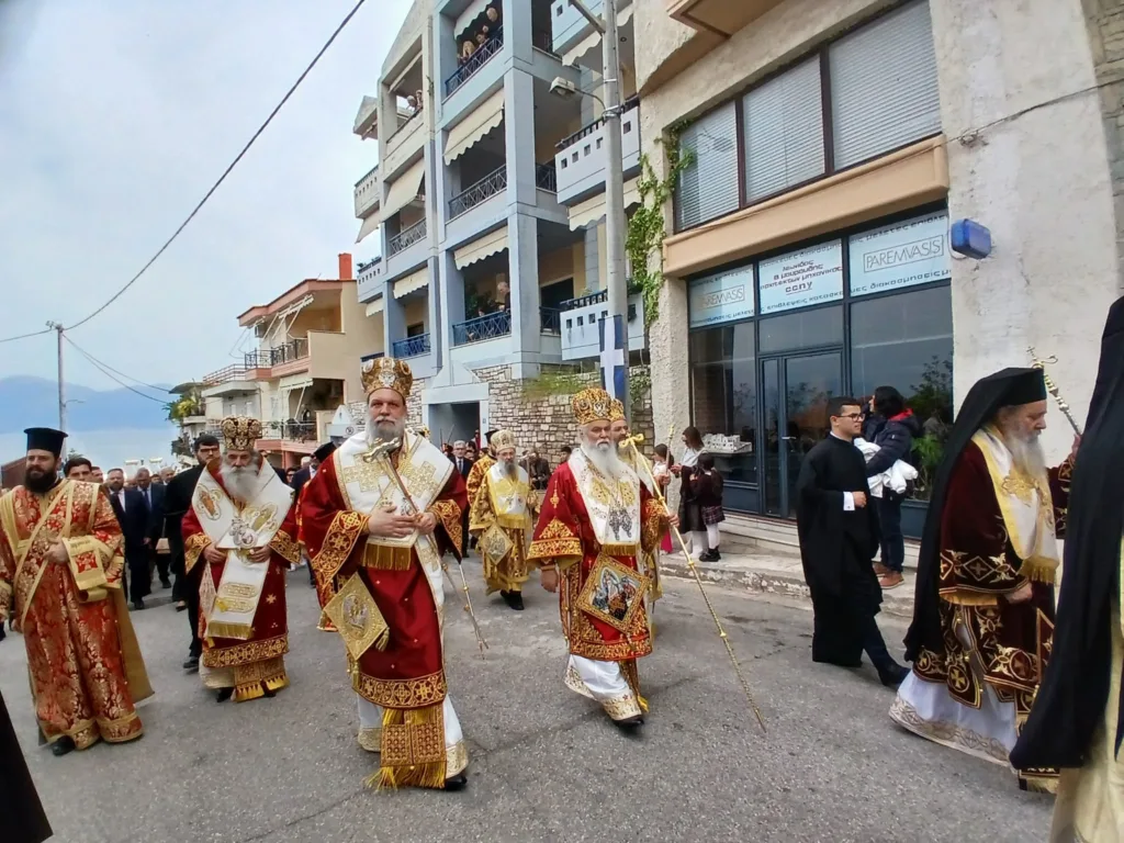 Αίγιο: Με λαμπρότητα και πλήθος πιστών η πανήγυρη της Παναγίας Τρυπητής ΦΩΤΟ