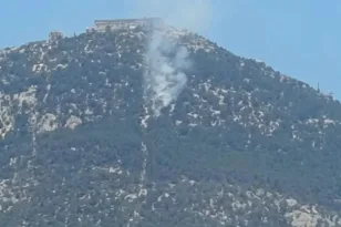 Φωτιά στην Πάρνηθα κάτω από το καζίνο – Μεγάλη κινητοποίηση και διακοπή κυκλοφορίας, επιχειρούν και εναέρια μέσα ΒΙΝΤΕΟ