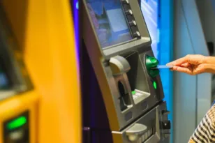 Πόσες ημέρες θα μείνουν κλειστές οι τράπεζες το Πάσχα