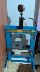 Ελληνικό FBI: Συνέλαβε 34χρονο στον Πειραιά με 8,8 κιλά ηρωίνης, που έκανε διακίνηση με ταξί! ΒΙΝΤΕΟ Ελληνικό FBI: Συνέλαβε 34χρονο στον Πειραιά με 8,8 κιλά ηρωίνης, που έκανε διακίνηση με ταξί! ΒΙΝΤΕΟ