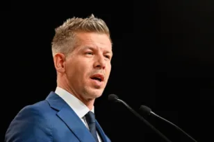 Μάγιαρ: Αλλαγές στα κρατικά ΜΜΕ και νέος νόμος για την ελευθερία του Τύπου