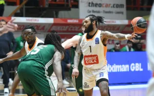 &Omicron; &Pi;&rho;&omicron;&mu;&eta;&theta;έ&alpha;&sigmaf; &upsilon;&pi;&omicron;&kappa;&lambda;ί&theta;&eta;&kappa;&epsilon; &sigma;&tau;&omicron;&nu; &Pi;&alpha;&nu;&alpha;&theta;&eta;&nu;&alpha;ϊ&kappa;ό- &Phi;&omega;&tau;&omicron;&gamma;&rho;&alpha;&phi;ί&epsilon;&sigmaf;/&beta;ί&nu;&tau;&epsilon;&omicron;/&mu;&iota;&kappa;&rho;ά-&mu;&iota;&kappa;&rho;ά