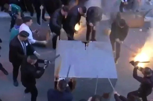 Από την Κέρκυρα ως τη Νάξο, η Πρώτη Ανάσταση σκόρπισε ρίγη σε όλη την Ελλάδα ΒΙΝΤΕΟ