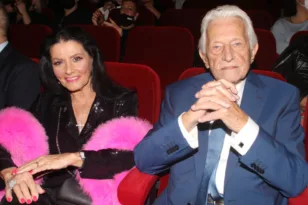 Ζωζώ Σαπουντζάκη: Δεν της έχουν πει για τον θάνατο του συντρόφου της, λέει συνεργάτιδά της