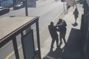 Λονδίνο: Δυο Βρετανοεβραίοι μαχαιρώθηκαν έξω από συναγωγή ΒΙΝΤΕΟ