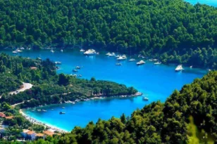 Δύο ελληνικά νησιά στους προορισμούς-έκπληξη για το 2026