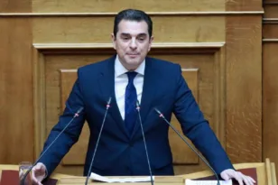 ΟΠΕΚΕΠΕ: «Να υπερψηφίσετε την άρση της ασυλίας μου» είπε ο Σκρέκας από τη Βουλή