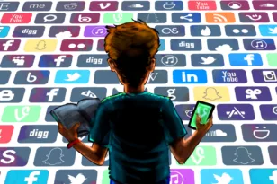 Τουρκία: «Κόκκινο» στα social media σε άτομα κάτω των 15 ετών