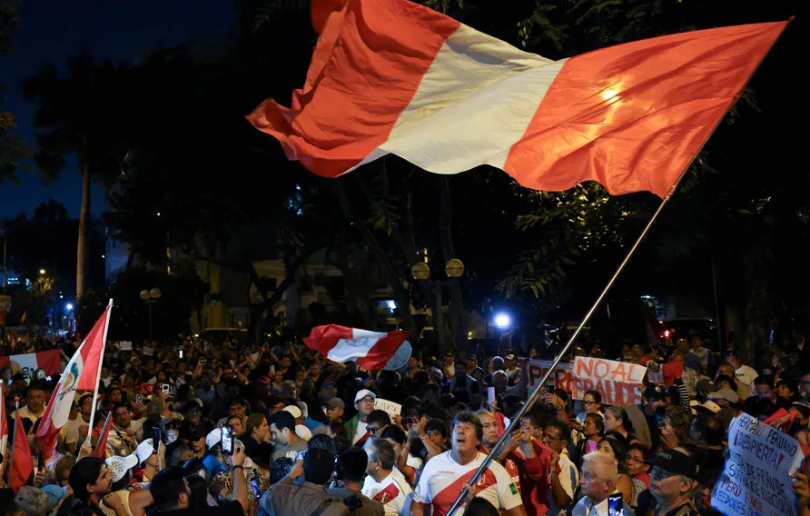 Περού: Χιλιάδες στους δρόμους στη Λίμα με καταγγελίες για νοθεία στις εκλογές