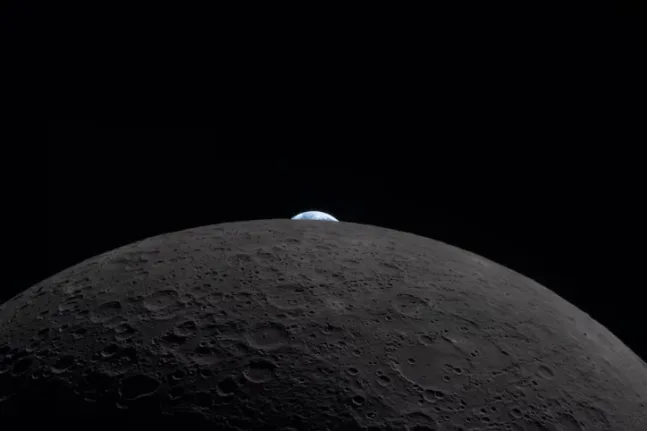 Αστροναύτης της NASA κατέγραψε «γήινη δύση» πίσω από τη Σελήνη σε ιστορική αποστολή