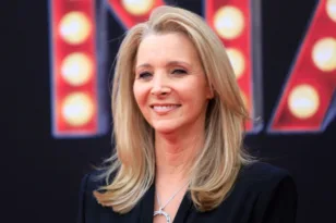 Λίζα Κούντροου: Πόσα κερδίζουν ακόμη οι πρωταγωνιστές από «Τα Φιλαράκια»