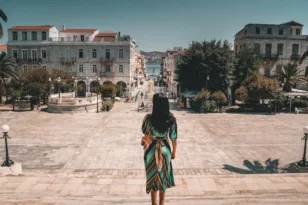 Σύρος: Πάντρεμα Ανατολής και Δύσης,