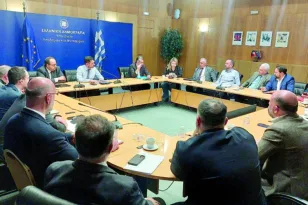 Δύσκολη εξίσωση για τον Οδοντωτό: Σύσκεψη από τον Μπονάνο για τα Καλάβρυτα – Το επόμενο βήμα και η μελέτη από το ΤΕΕ