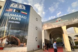 Ιράν και ΗΠΑ: Η Τεχεράνη βλέπει «σημαντική εξέλιξη» για νέες συνομιλίες