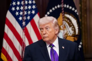 Τραμπ για Ορμούζ: «Το μόνο που μένει είναι η εκκαθάριση από τις νάρκες»