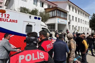 Τουρκία: Συγκλονίζει η καθηγήτρια που έπεσε μπροστά στις σφαίρες για να σώσει μαθητές