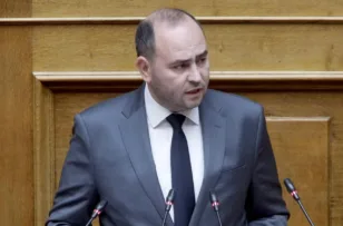 Την άρση της ασυλίας του ζητά ο Λάκης Βασιλειάδης: «Το όνομά μου αναφέρεται έμμεσα σε συνομιλίες τρίτων»