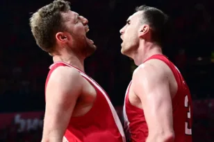 Ο Ολυμπιακός «κατάπιε» τη Μονακό κάνοντας το πρώτο βήμα για την πρόκριση