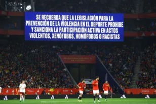 FIFA: Άνοιξε πειθαρχική διαδικασία κατά της Ισπανίας για τα ρατσιτσικά συνθήματα στο ματς με την Αίγυπτο
