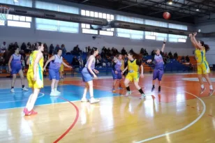 Τα κορίτσια του Εσπερου ανέβηκαν στη Β΄ Εθνική – Φωτογραφίες