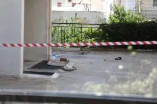 Η επιθυμία των γονιών της 17χρονης Μελίνας που έπεσε από την πολυκατοικία