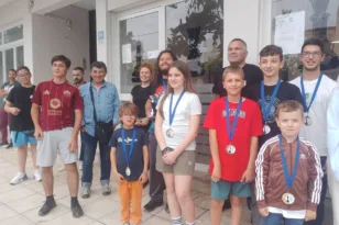 Μικροί και μεγάλοι χάρηκαν σκάκι από ΝΕΠ, ΕΑΠ και ΑΣΟΑ