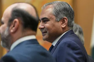 Πακιστάν: Διπλωματική κινητικότητα για επανέναρξη συνομιλιών Ιράν – ΗΠΑ