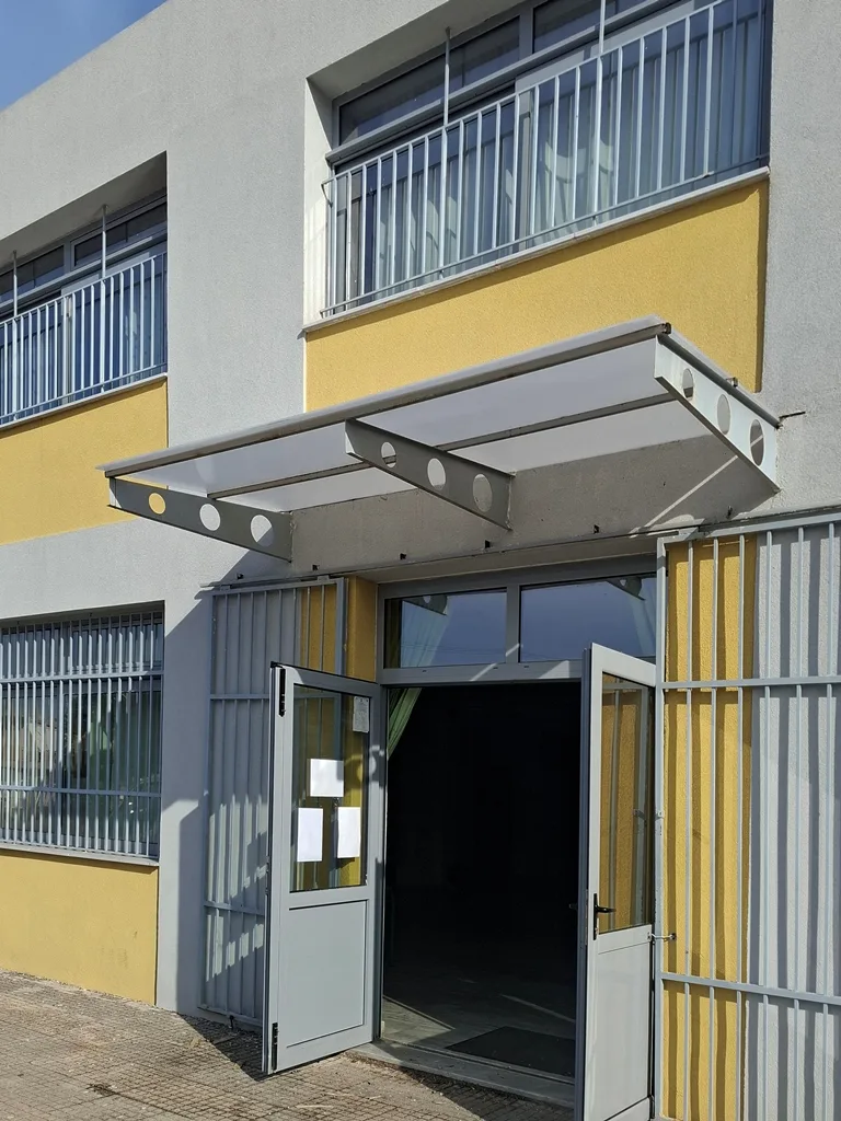 Πάτρα: Συνεχίζονται οι παρεμβάσεις στα σχολεία του Δήμου ΦΩΤΟ Πάτρα: Συνεχίζονται οι παρεμβάσεις στα σχολεία του Δήμου ΦΩΤΟ